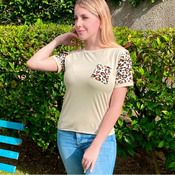 T-Shirt Mangas y Bolsillo Animal Print