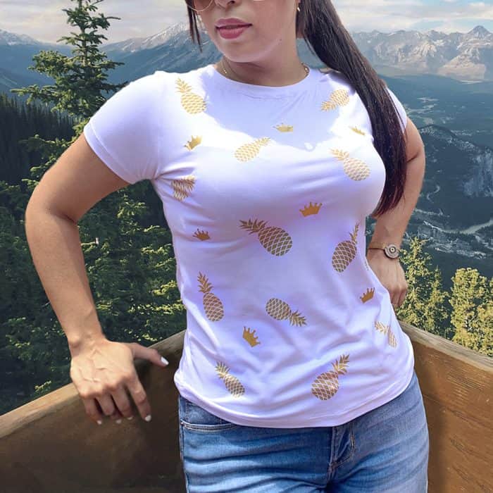 T-Shirt Piñas y Coronas